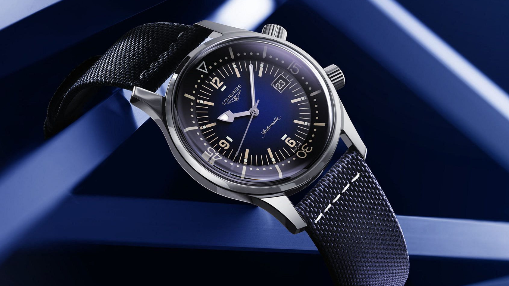 Longines Legend Diver Kini Tampil Lebih Berwarna