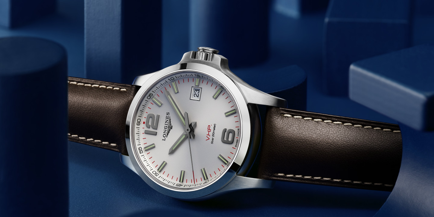 Longines Conquest V.H.P Tampil Lebih Elegan dengan Strap Kulit