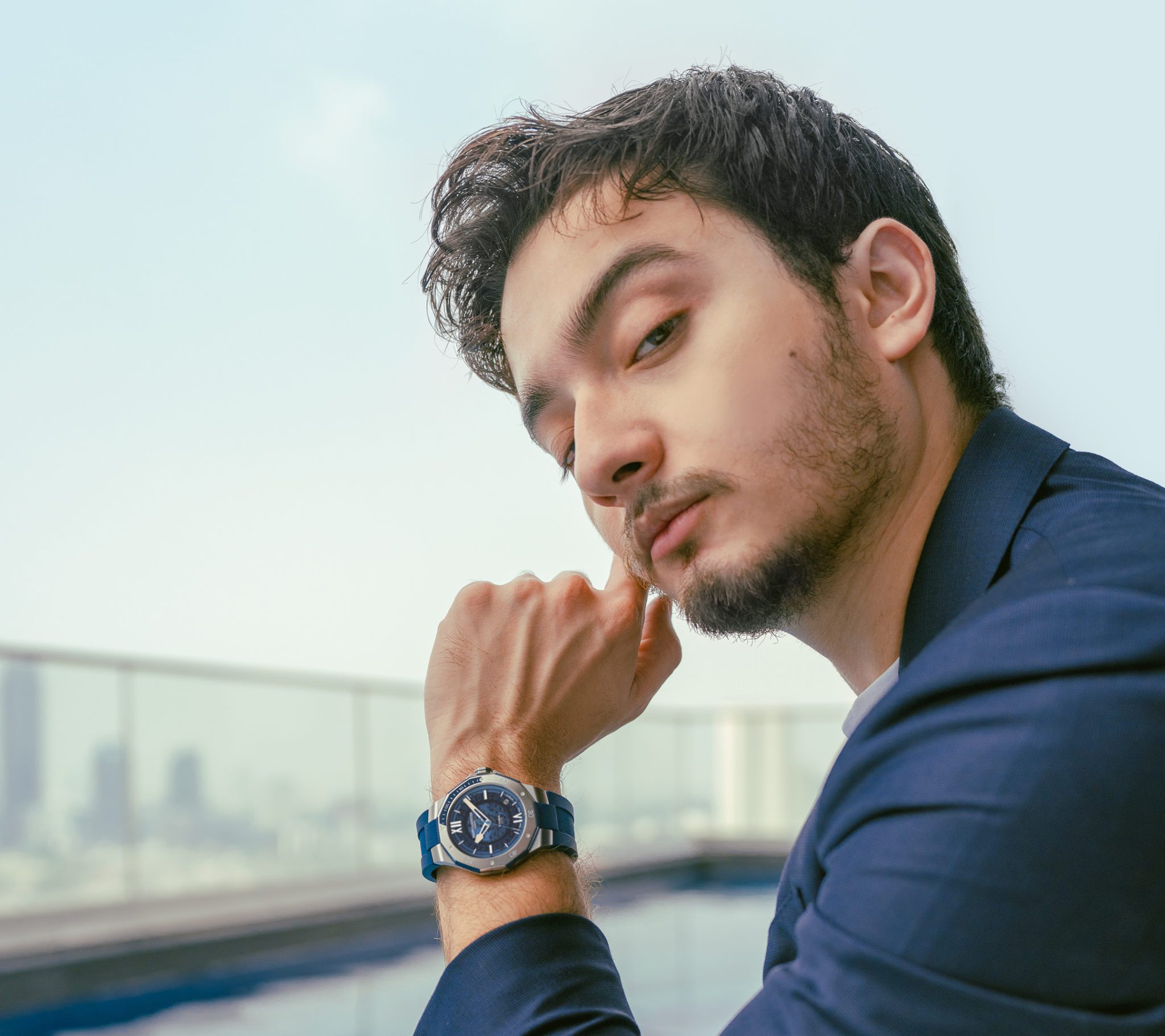 Bryan Domani Bergaya dengan Jam Tangan Baume & Mercier