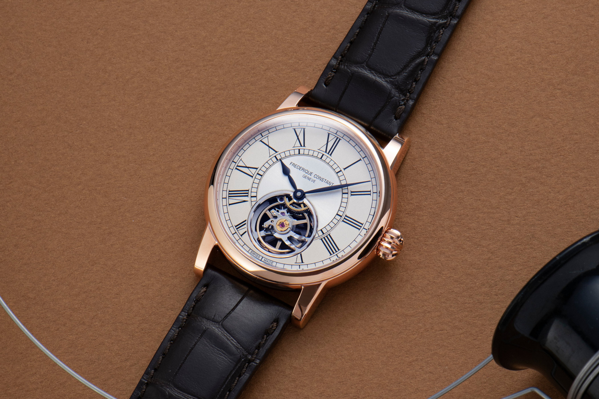 Frederique Constant Classics Heart Beat Manufacture Tampil Lebih Klasik