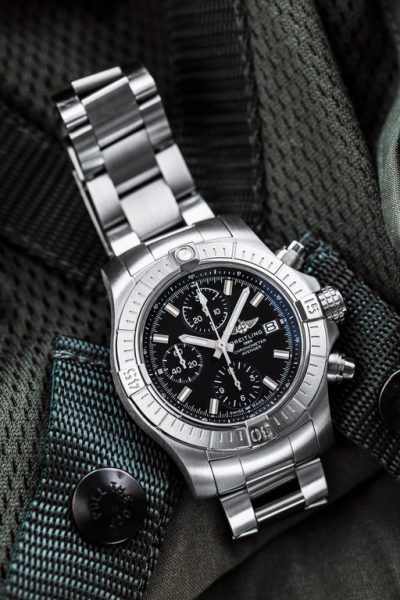 Jam Tangan Breitling Avenger Chronograph 43